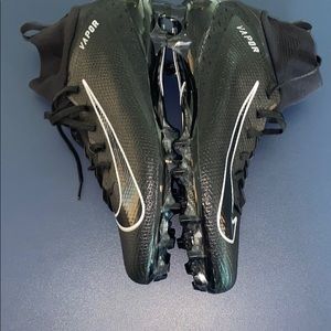 Football cleats